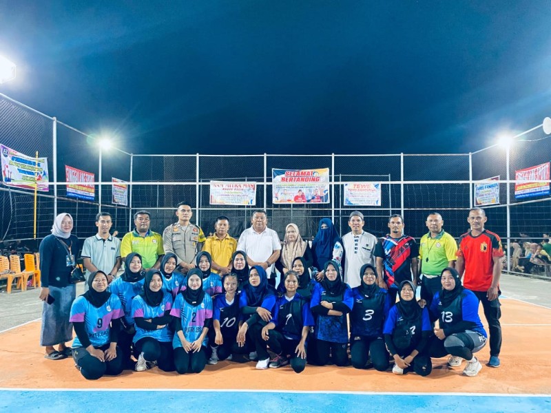 41 Tim Meriahkan Turnamen Bola Voli Putri Desa Bongkal Malang, Dibuka Resmi oleh Anggota DPRD