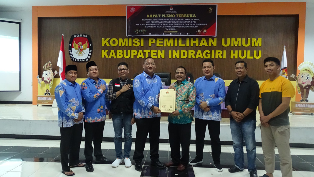 Bawaslu Inhu Hadiri Rapat Pleno KPU Inhu, Ingatkan Tentang Pemutakhiran Data Pemilih