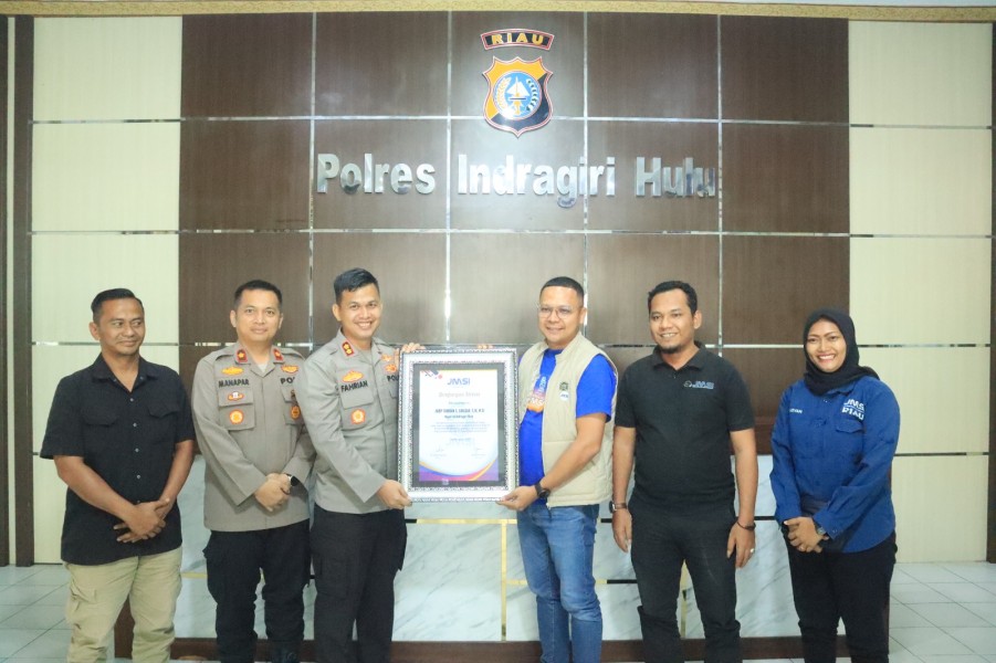 Perkuat Kolaborasi, JMSI Inhu Serahkan Penghargaan Khusus Kapolres AKBP Fahrian Saleh