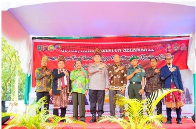 Disemarakkan Bazar, Vaksinasi Massal, hingga Santunan Anak Yatim Piatu