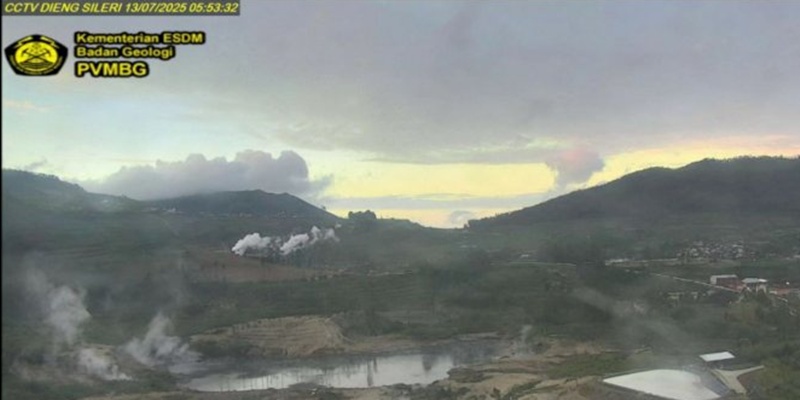 Berstatus Waspada, Masyarakat di Sekitar Dieng Diminta Tak Dekati Kawah Aktif