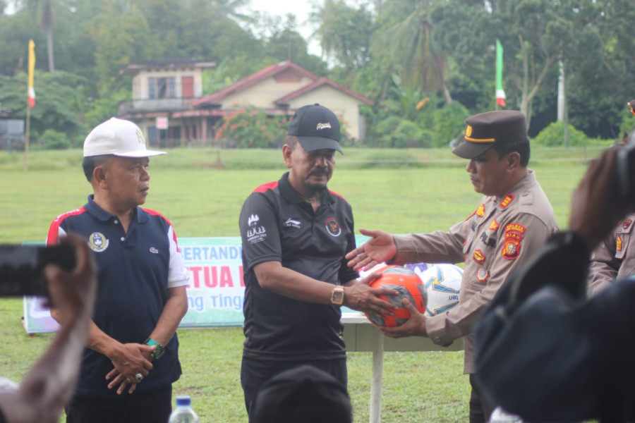 Turnament U-40 Ketua PSSI Meranti sebagai Arena Silaturahmi antar Pemain Senior