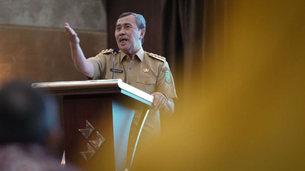 Gubernur Minta BUMD Riau Tingkatkan Kinerja