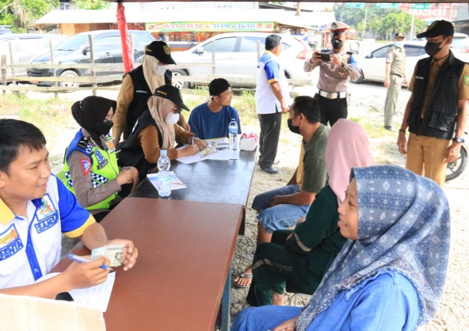 87 Kendaraan Terjaring Razia Pajak Bapenda Riau di Kuansing
