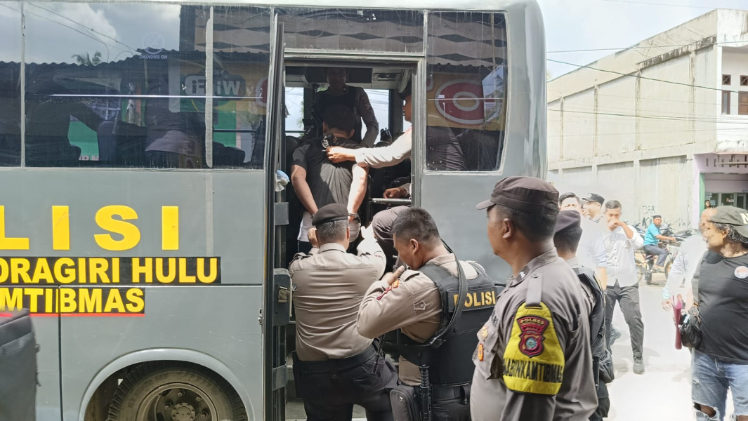 Kampung Teleng Digerebek, Polisi Amankan DPO Narkoba