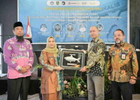 Melalui Bantuan Keuangan 1 Desa Rp.1 Miliar Bengkalis Wujudkan Desa Mandiri