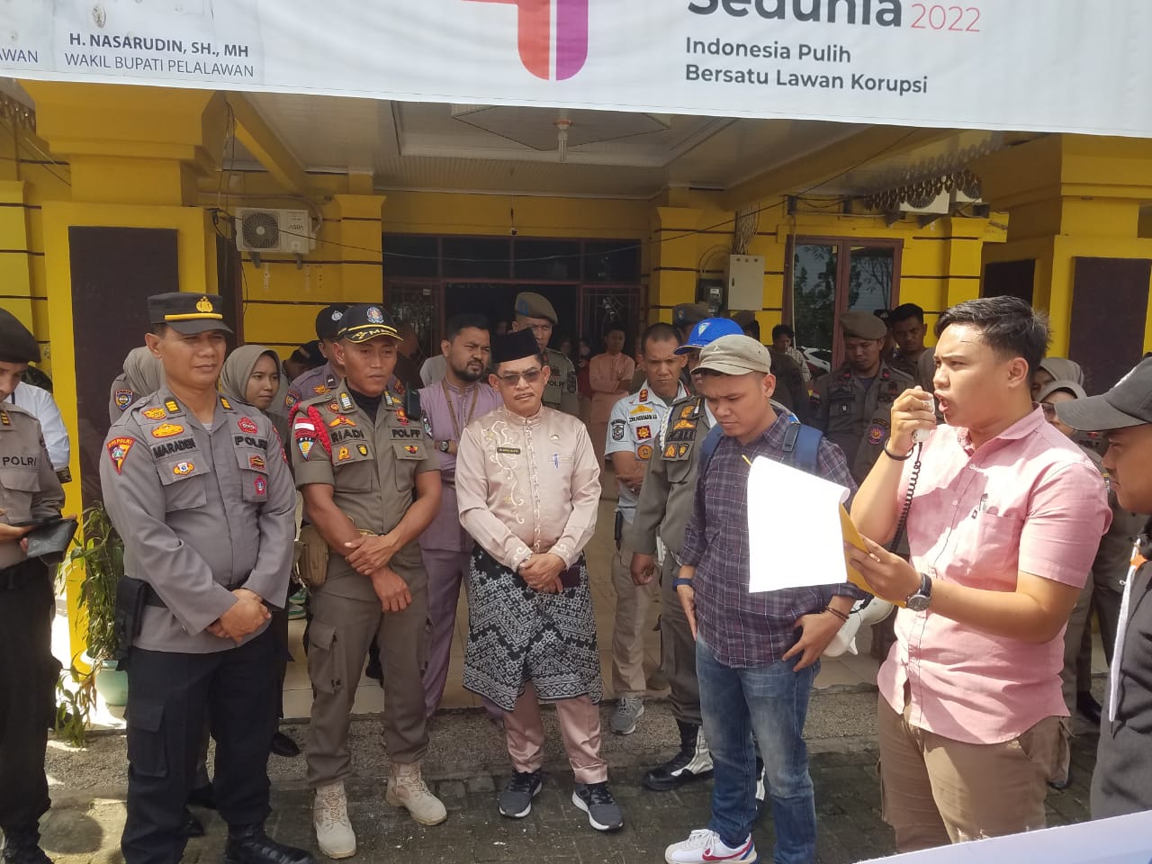 Unjuk Rasa, PTMP Riau Minta Bupati Pelalawan Evaluasi Bank BPR Danah Amanah