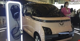 Ini Spesifikasi Mobil Listrik Wuling EV, Estimasi di Bawah Rp200 Juta