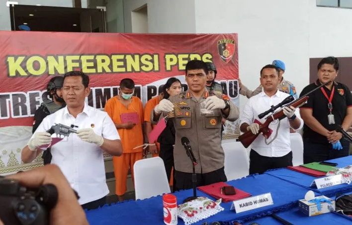 Miliki senjata api, dua pria di Riau diciduk polisi