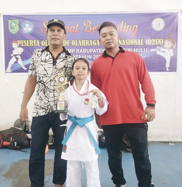 Prestasi Gemilang! SDN 018 Sekip Hulu Sabet Juara 1 Karate Tingkat Kabupaten