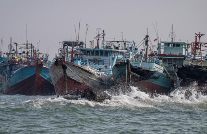 BMKG Ingatkan Kapal Nelayan dan Tongkang soal Gelombang Laut Tinggi, Ada di Area Mana?