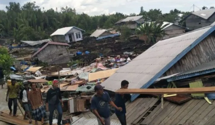 Gubernur Riau Minta Pemkab Inhil Relokasi Warga Terdampak Abrasi
