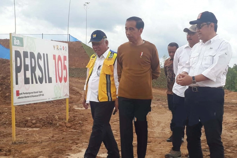 Jokowi Targetkan Pusat Pelatihan Sepak Bola di IKN Rampung Setahun