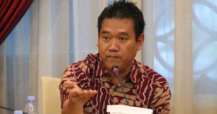 Sutrisno Pangaribuan: Lakukan Permufakatan Jahat, Bubarkan DPR RI!