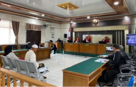 Dugaan Korupsi Dana BLU, Eks Rektor UIN Suska Riau Diadili