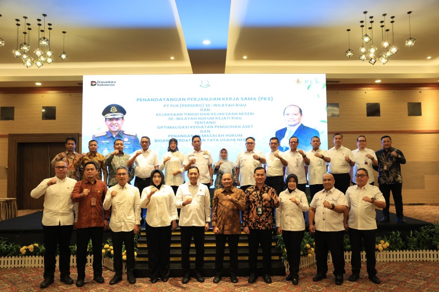 Perkuat Tata Kelola Perusahaan, PLN dan Kejaksaan Teken Kerja Sama Strategis di Riau