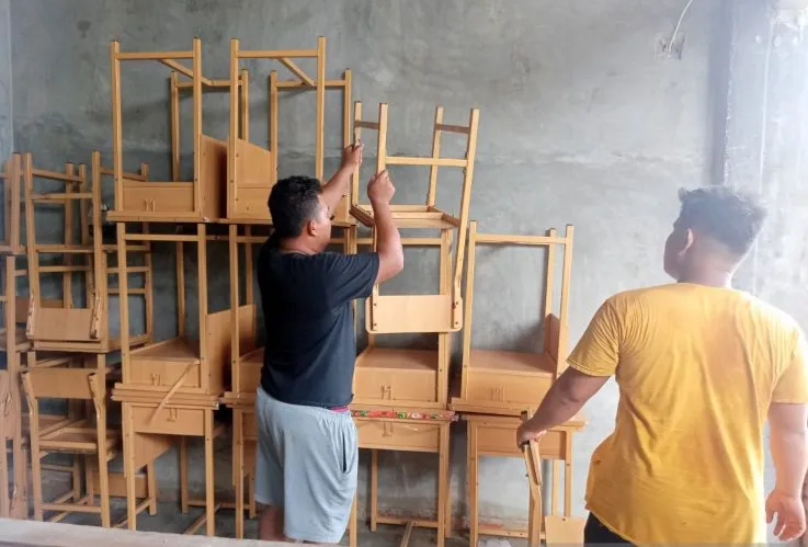 Fakta Baru di Balik Penarikan Meja dan Kursi di SLB, Proyeknya dipecah-pecah