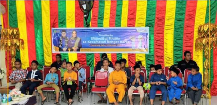 Bupati Inhu Rezita Meylani Membuka Kegiatan Sunat Massal Gratis Di Kecamatan Rengat Barat