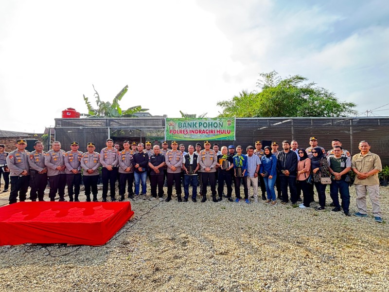 Sinergi dengan Insan Pers, Polres Indragiri Hulu Resmikan Bank Pohon demi Inhu Lebih Hijau