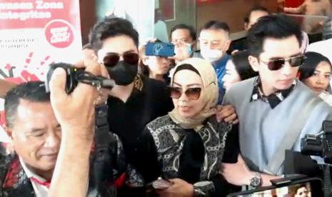 Venna Melinda Pernah Diingatkan Mantan Istri Ferry Irawan