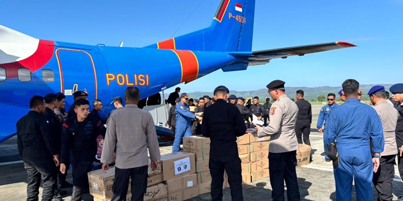 2,5 Ton Bantuan Logistik Mabes Polri Tiba di Aceh