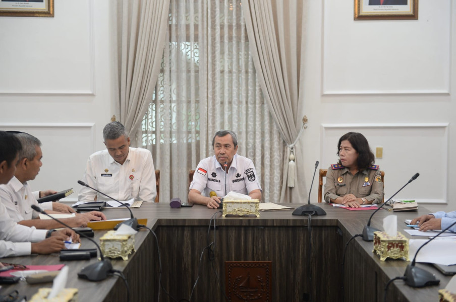 Gubri Syamsuar Mediasi PT.PEU dengan Masyarakat Kabun dan Tapung