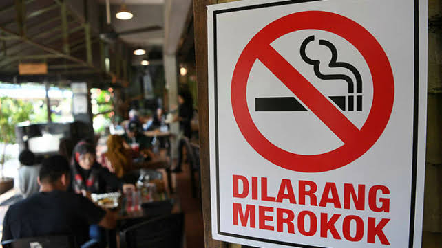 Raperda Kawasan Tanpa Rokok di Jakarta Ancam Usaha Ritel