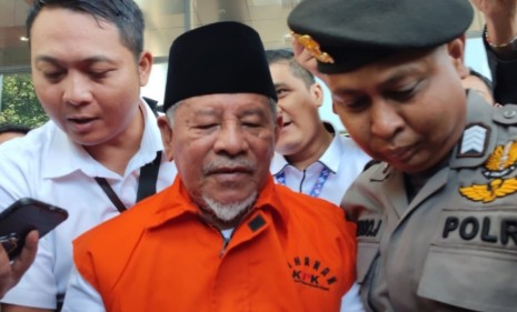 KPK Geledah Kompleks Perkantoran Pemprov Maluku Utara