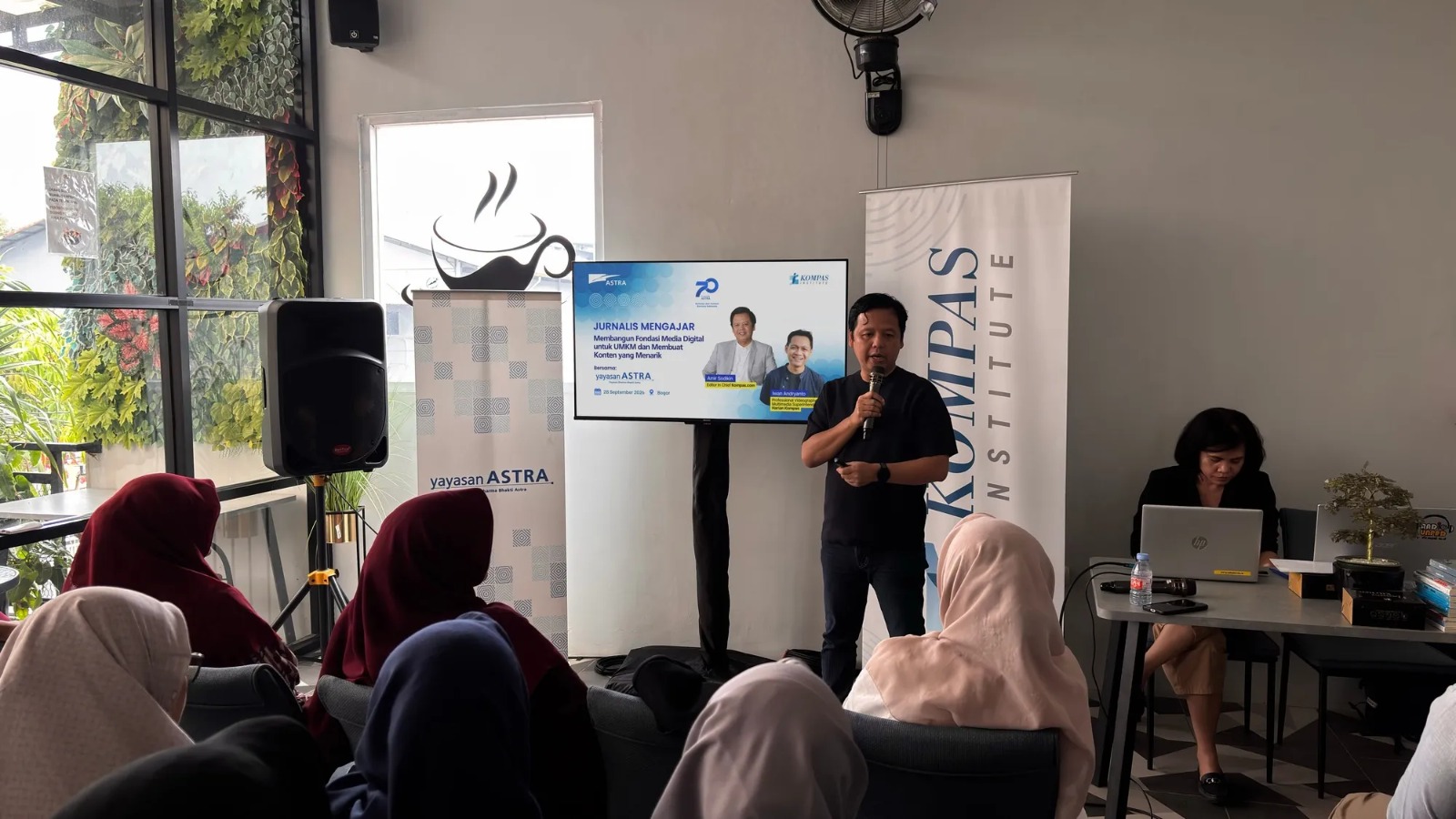 Belajar dari Jurnalis Kompas, 50 UMKM Binaan PT Astra International Tbk Dilatih Membuat Konten Menarik